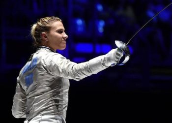 Ukraynalı atlet Olga Kharlan, Rus rakibinin elini sıkmadığı için diskalifiye edildi