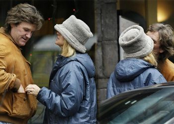 Ünlü oyuncu 40 yıldır birlikte olduğu sevgilisiyle neden evlenmediğini açıkladı