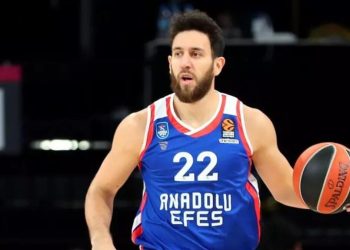 Vasilije Micic, NBA yolcusu! 23.5 milyon dolarlık mutabakat…