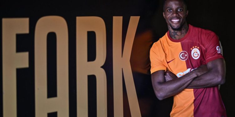 Wilfried Zaha’nın Manchester United mesleğini David Moyes’un Lauren bitirdi! Menajerliğini yapan ağabeyi çete başkanıydı