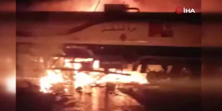 Yemen’de dehşetli kaza: Gaz yüklü tanker ile akaryakıt tankeri çarpıştı