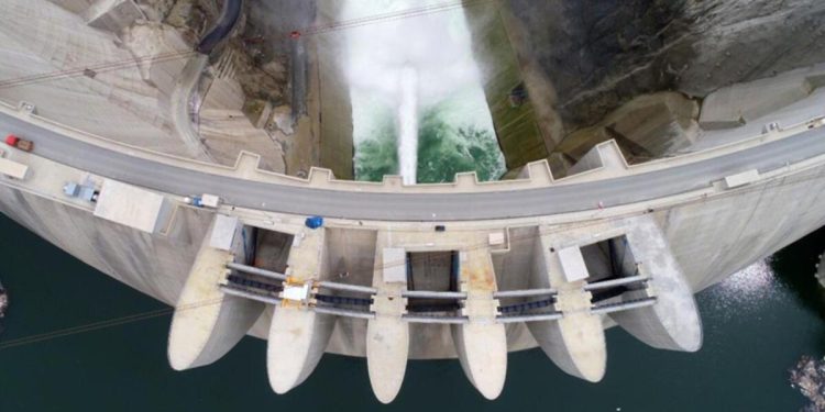 Yusufeli’nde sular yükseliyor