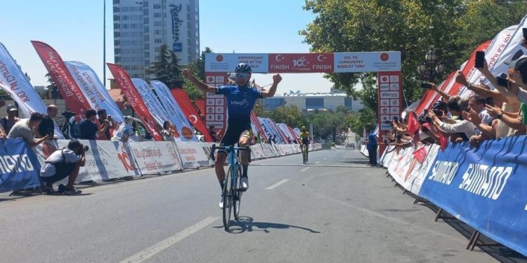 100. Yıl Cumhuriyet Bisiklet Çeşidi, 1. TBMM’nin önünde son buldu