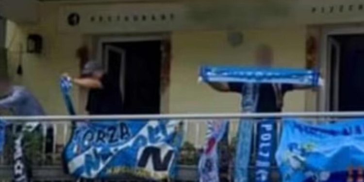 11 yıldır her yerde aranıyordu, tek bir kare ile yakalandı… Ünlü mafyayı futbol tutkusu ele verdi