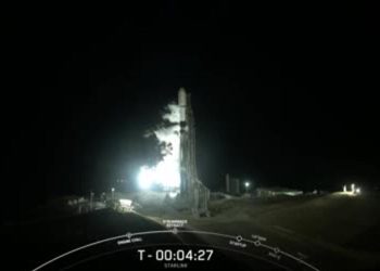 21 adet Starlink uydusunu yörüngeye gönderildi