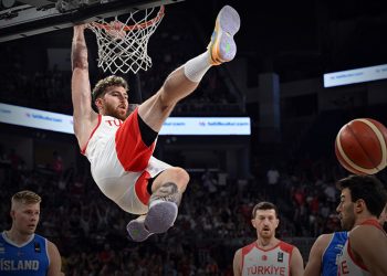 A Milli Erkek Basketbol Takımı galibiyetle başladı