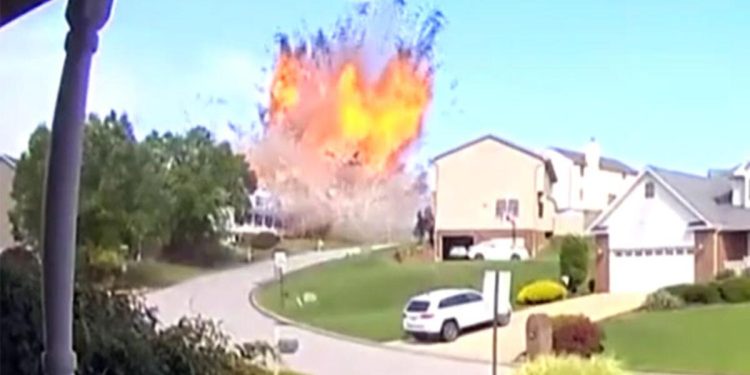 ABD’de dehşetli patlama! Çok sayıda meyyit var