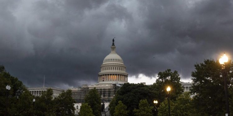 ABD’de şiddetli fırtına: 1.1 milyon mesken elektriksiz kaldı, 2 kişi hayatını kaybetti