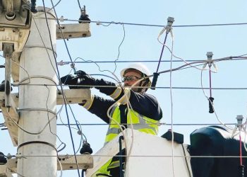 Adana’da elektrik savaşı