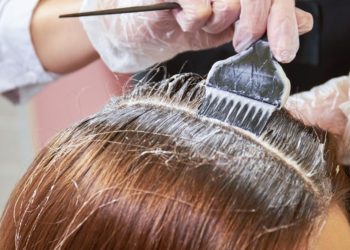 Adetliyken saç boyanır mı? Regl iken saç boyatılır mı? Diyanet bilgisi