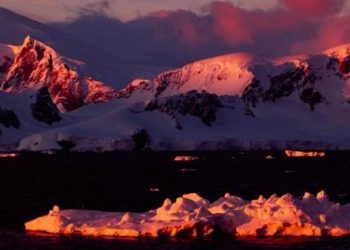 Antarktika’dan büyüleyen fotoğraflar…