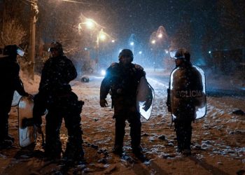 Arjantin karıştı! Marketler yağmalandı: 30 kişi gözaltında