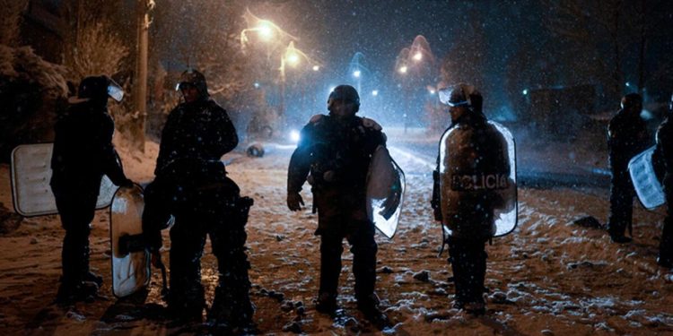 Arjantin karıştı! Marketler yağmalandı: 30 kişi gözaltında