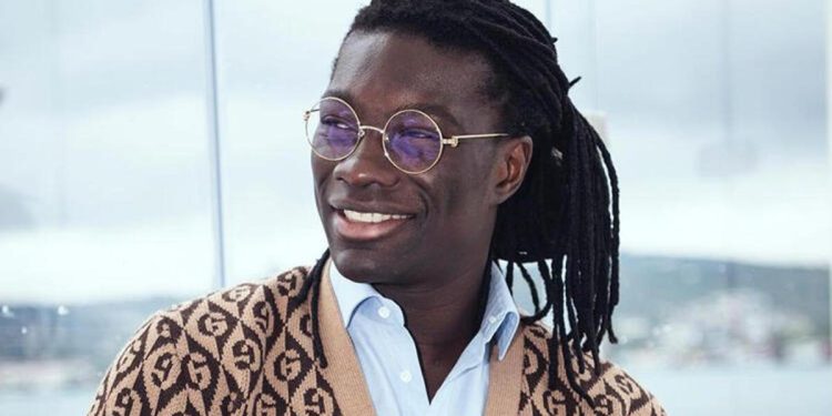 Bafetimbi Gomis, Kawasaki Frontale kadrosuna transfer oldu
