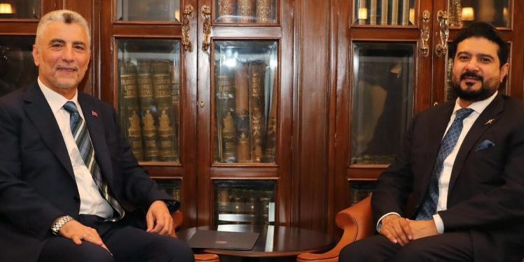 Bakan Bolat açıkladı: Umman ile ekonomik ilgiler geliştirilmeye devam edecek