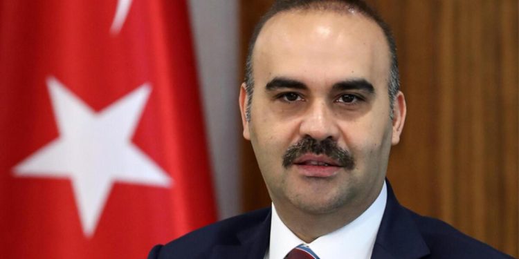 Bakan Kacır: 4.3 milyar liralık sanayi sitesi yatırımı yapacağız