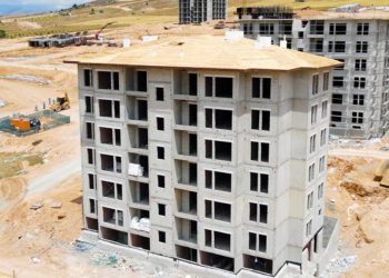 Bakan Özhaseki büyük felaketin altıncı ayında son bilgileri verdi: 180 bin zelzele konutu yükseliyor