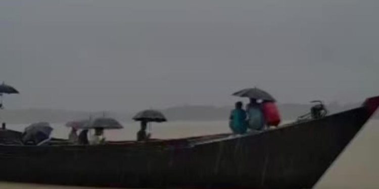 Bangladeş’te şiddetli yağışlar: Toprak kayması 7 can aldı