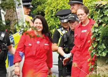 Başbakanın konutunu paketleyen eylemcilere 18 saat gözaltı