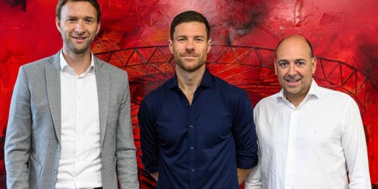 Bayer Leverkusen, Xabi Alonso’nun mukavelesini 3 yıl uzattı