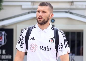Beşiktaş’ın Neftçi Bakü kamp takımı açıklandı! Ante Rebic takımda mı?