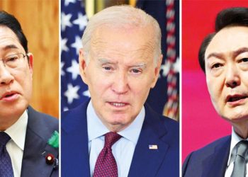 Çin tersi üçlü tepeye gemilerle gözdağı