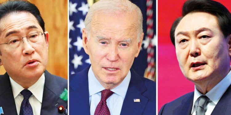 Çin tersi üçlü tepeye gemilerle gözdağı