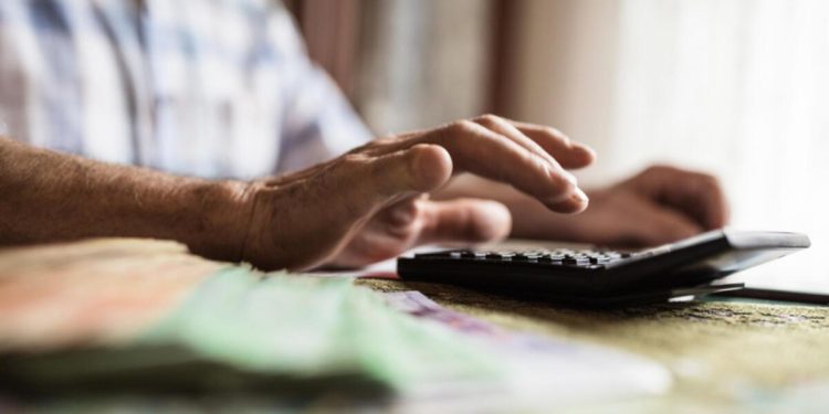 EMEKLİ MAAŞI SON DURUM | Emeklilere ek artırım yapılacak mı, süreç için tarih verildi mi? İşte SSK-Bağkur emekli aylığı gelişmeleri