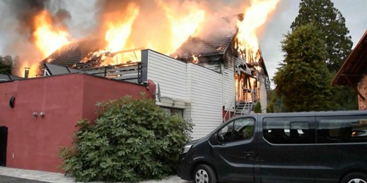 Engellilerin konakladığı yazlıkta yangın: Çok sayıda can kaybı var