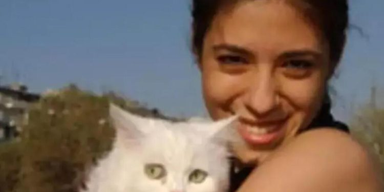 Erkin Koray’ın kızı Damla Koray kimdir, kaç yaşında? Damla Koray’dan babasına his dolu veda!