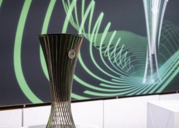 Flaş karar! Molde, Twente, Dinamo Kiev ve Genk’in rövanş öncesi lig maçları ertelendi