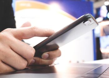 Google sarsıntı bildirimi nasıl açılır? Sarsıntı bildirimi ne evvel ihtar sağlıyor? Android aygıtlarda Google sarsıntı bildirimi açma ayarı