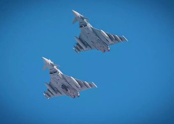 Havada tehlikeli yakınlaşma! İngiliz ve Rus savaş uçakları karşı karşıya geldi