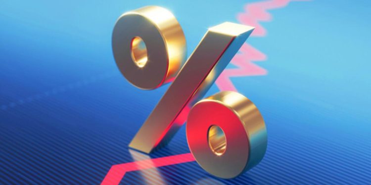 İngiltere faizi artırdı