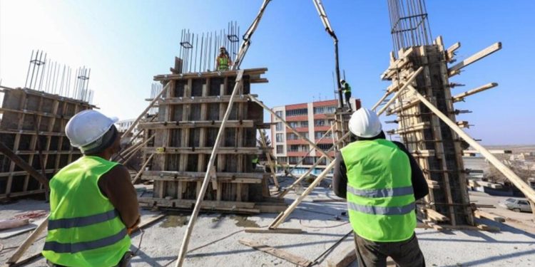 İnşaatta günde 2 bin liraya çalışacak eleman bulunamıyor
