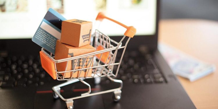 İnternetten en çok ‘temel gıda’ aldık