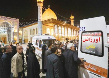İran’da Şah Çerağ Türbesi’ne taarruz