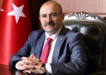İsmail Ustaoğlu kimdir, kaç yaşında, aslen nereli? Balıkesir Valisi İsmail Ustaoğlu hayatı ve biyografisi