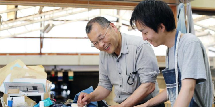 Japonya personel bulamıyor! 70 yaşındakiler istihdam edilmeye başlandı