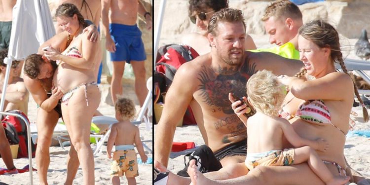 Kalabalık aile tatilde: Doğmamış bebeğe öpücük