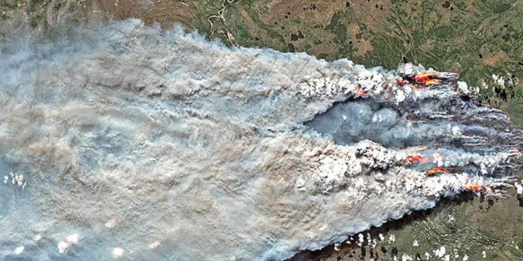 Kanada alevlere teslim