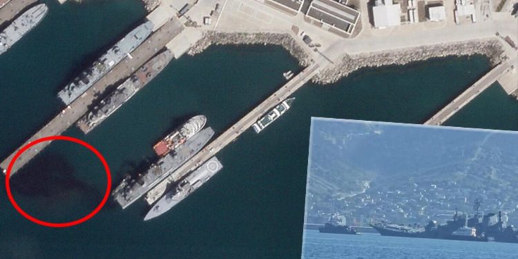 Karadeniz’de sular ısınıyor! Rusya’ya ilişkin kimyasal tanker Kırım yakınlarında vuruldu