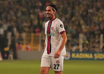 Karagümrük, Magomed Ozdoev ile yollarını ayırdı