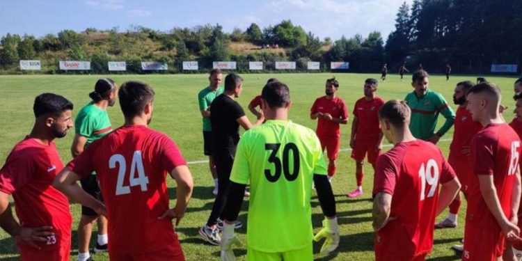 Karşıyaka, hazırlık maçında güldü