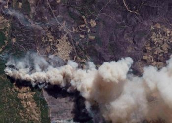 Komşudaki facia uzaydan görüntülendi