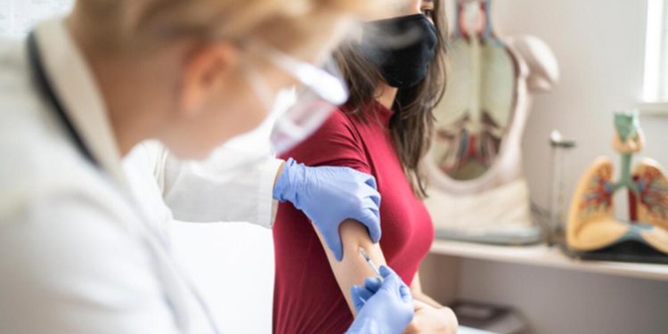 Korona aşısı sonrası mahkemeye başvurmuştu… Yan tesir davasında karar çıktı