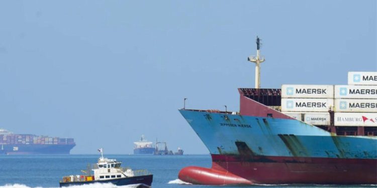 Kuraklık Panama Kanalı’nı vurdu! 200’den fazla gemi haftalardır bekliyor