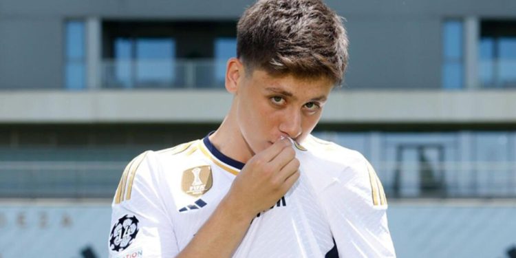 LaLiga’da Arda Güler’e büyük onur! Lionel Messi ile kıyaslandı, izlenecek 5 isim ortasında gösterildi