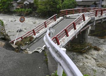 Lan Tayfunu Japonya’yı vurdu: Yaralı sayısı artıyor