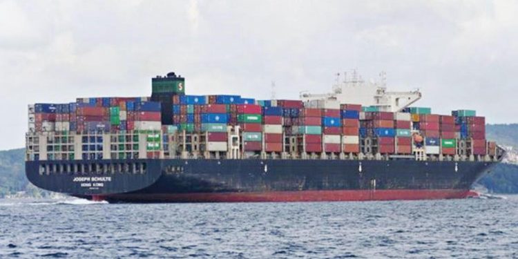 NATO karasularını kalkan yaptı: Çin gemisi Rus donanmasından bu türlü kaçtı